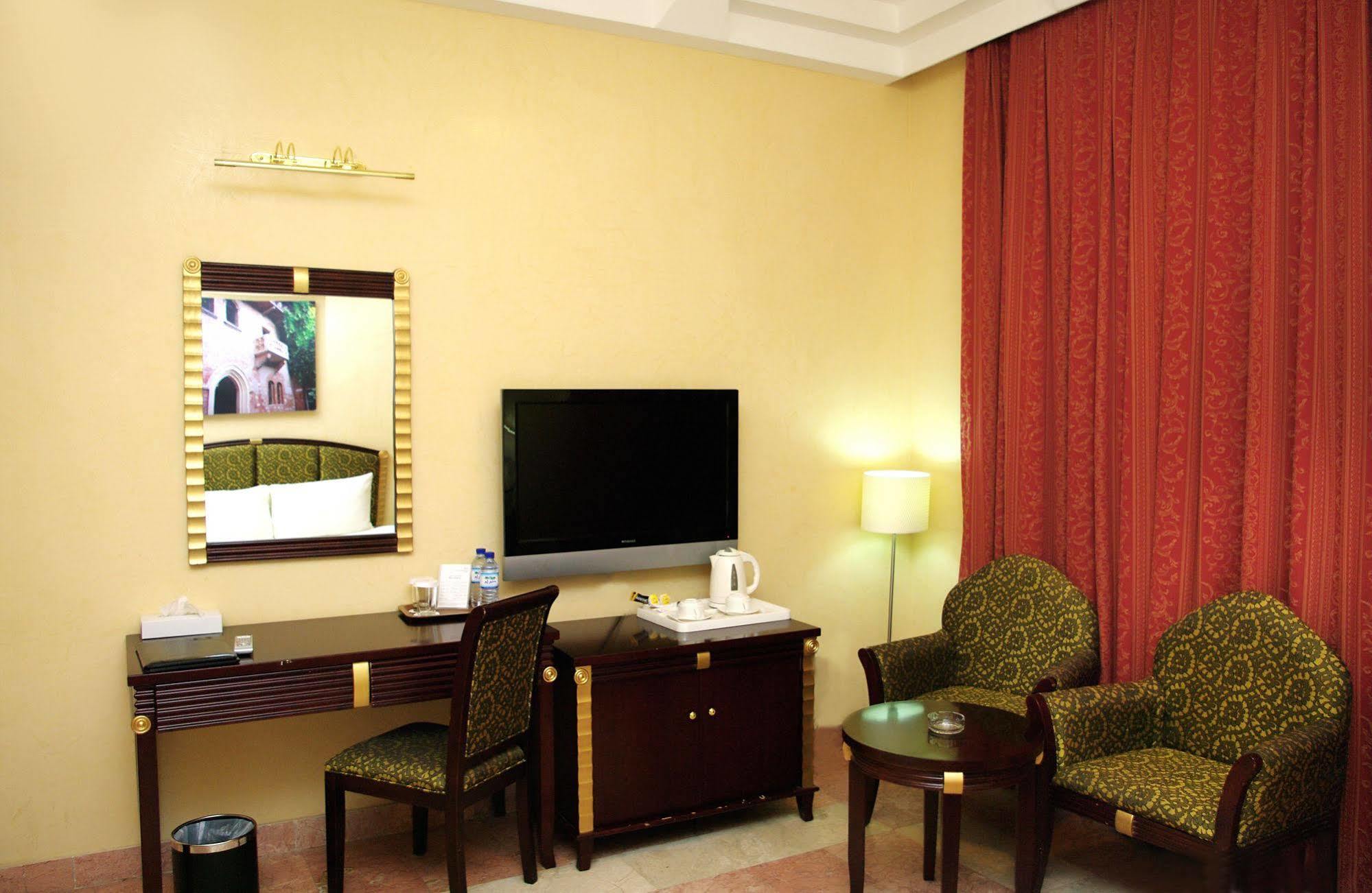 Verona Resorts Sharjah Exterior photo